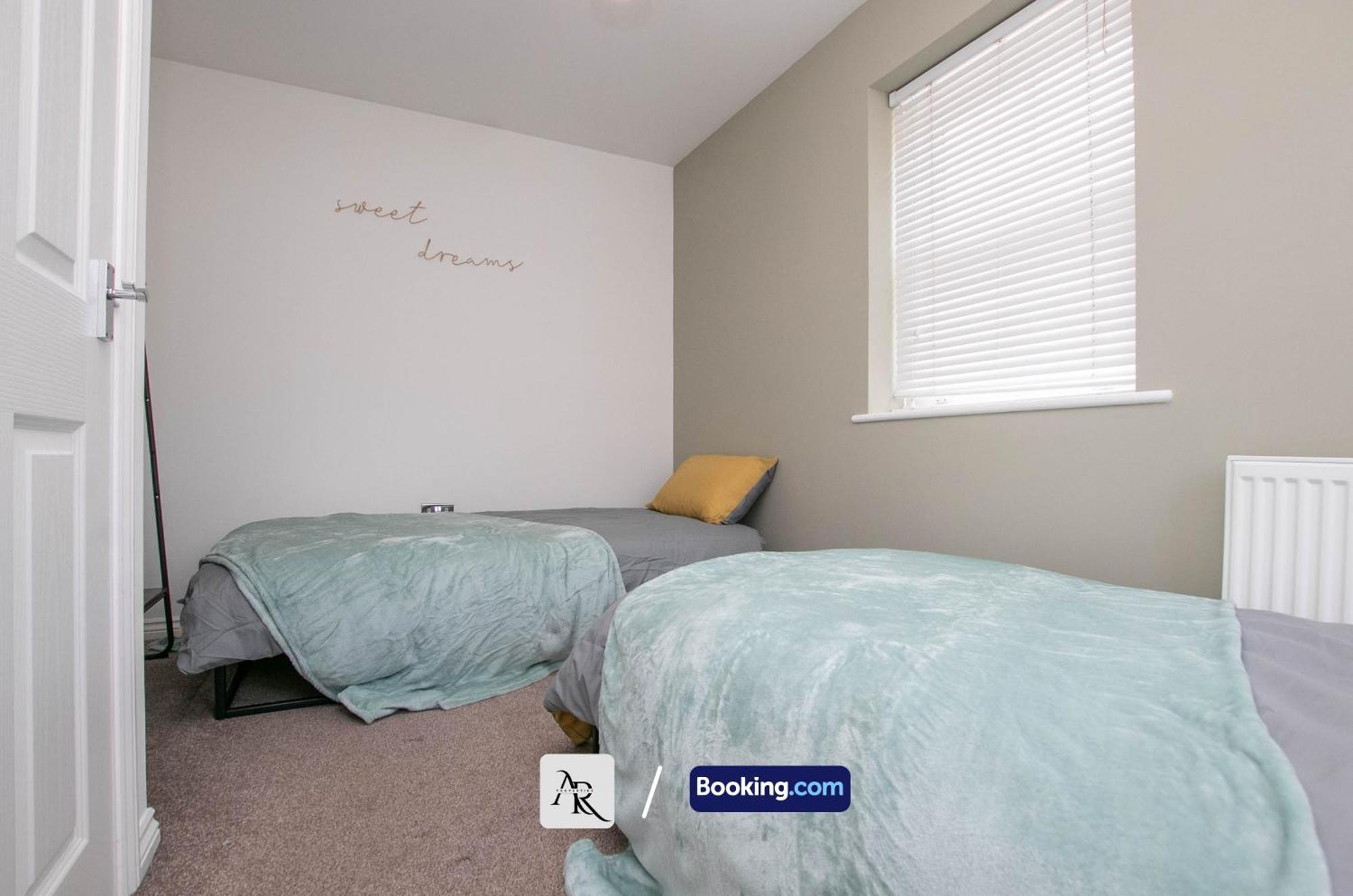 Cozy House By Ar Properties Short Lets & Serviced Accommodation كول شيستر المظهر الخارجي الصورة